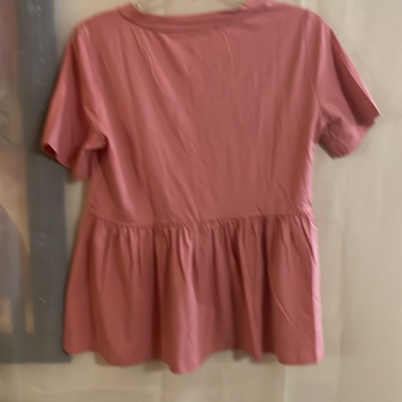 ZURIFFE Solid Babydoll Tee V Neck Short Sleeve New no Tag Size Medium - Picture 4 of 9